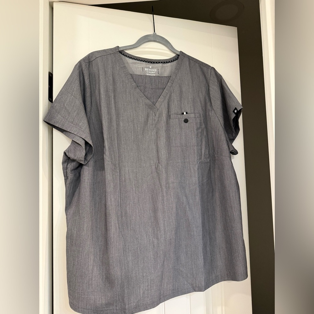 Beyond Scrubs Gray Scrub Set